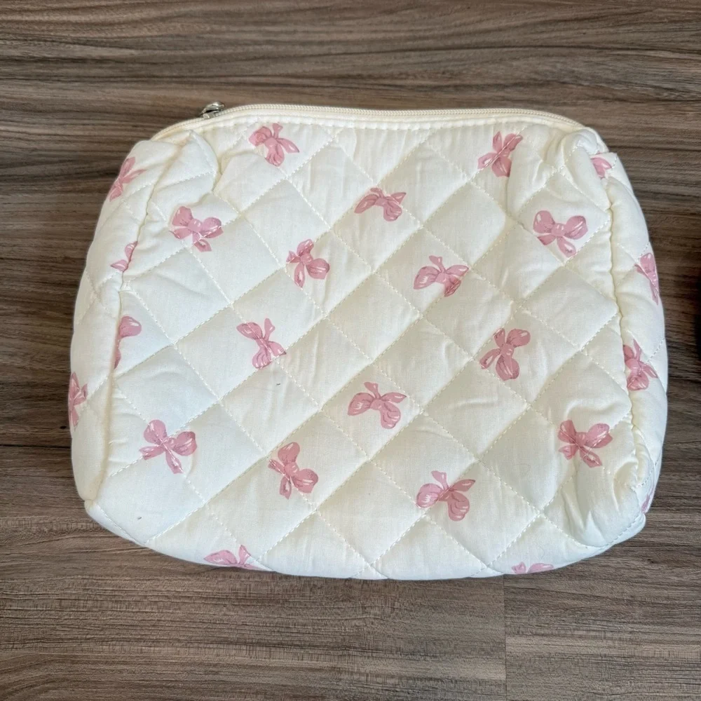 Brand New Makeup Pouch and Reusable Makeup Remover Round, Beauty Blender & Puff